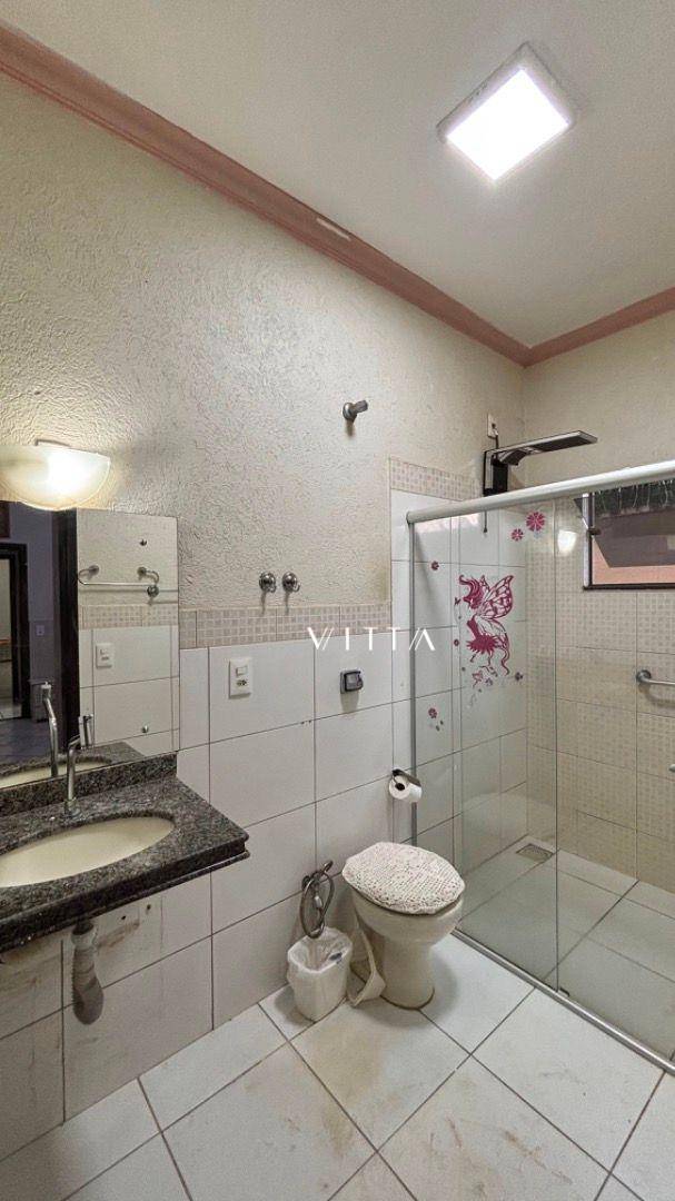 Casa, 6 quartos, 165 m² - Foto 4