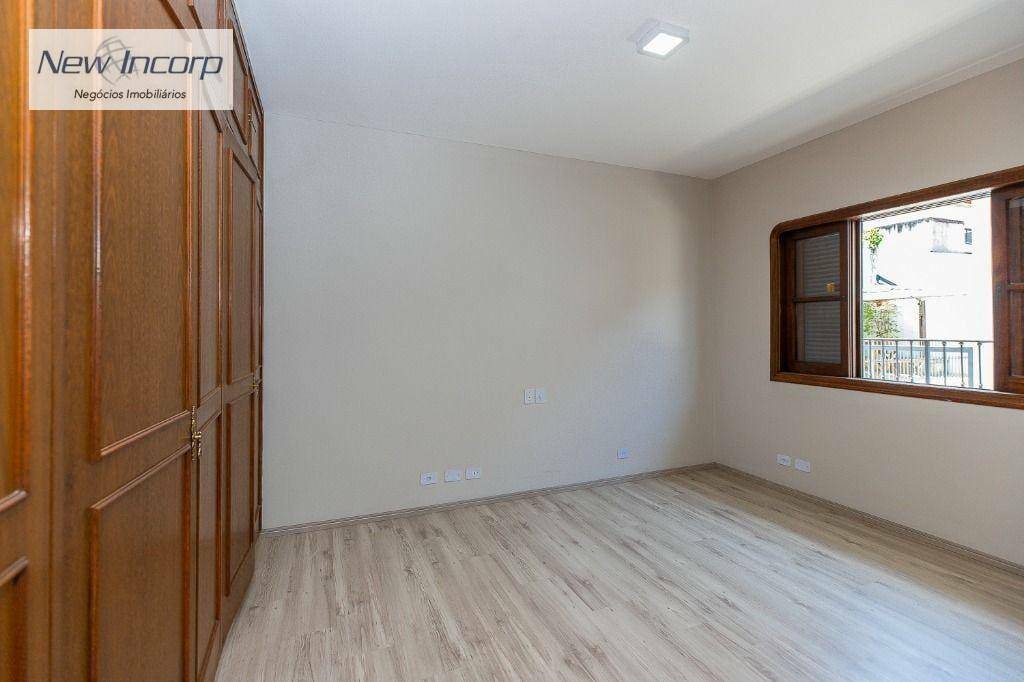 Sobrado à venda com 4 quartos, 298m² - Foto 33