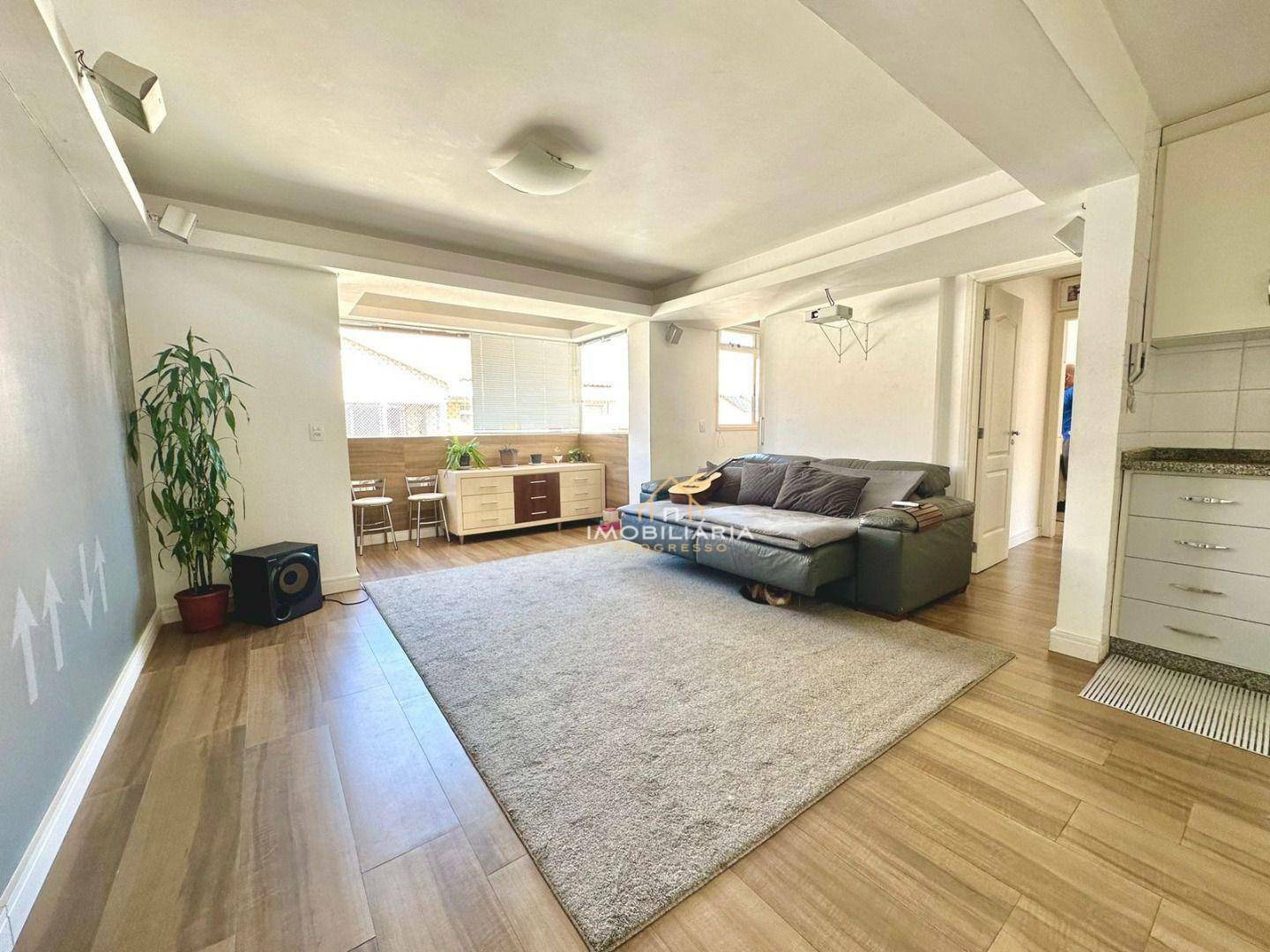 Apartamento à venda com 3 quartos, 69m² - Foto 1