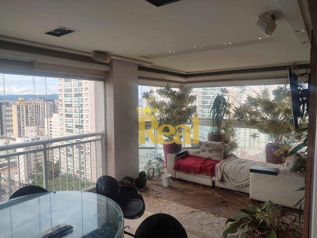 Apartamento para alugar com 3 quartos, 206m² - Foto 6