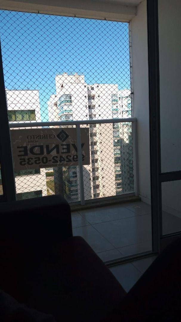 Apartamento à venda com 2 quartos, 60m² - Foto 7