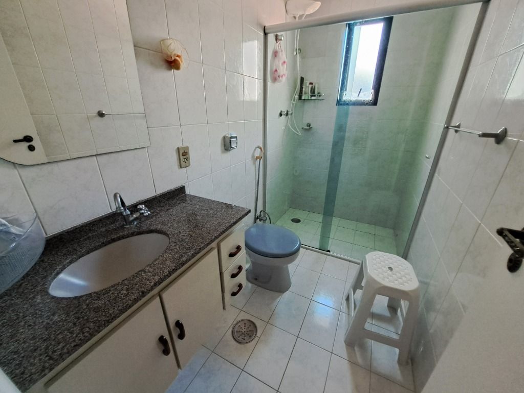 Apartamento à venda com 2 quartos, 95m² - Foto 12