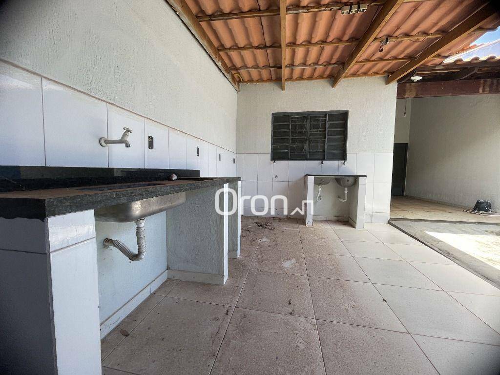 Casa à venda com 2 quartos, 86m² - Foto 11