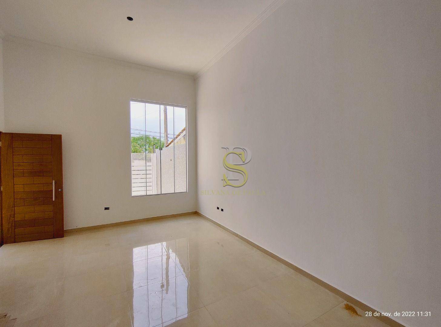 Casa à venda com 3 quartos, 96m² - Foto 4