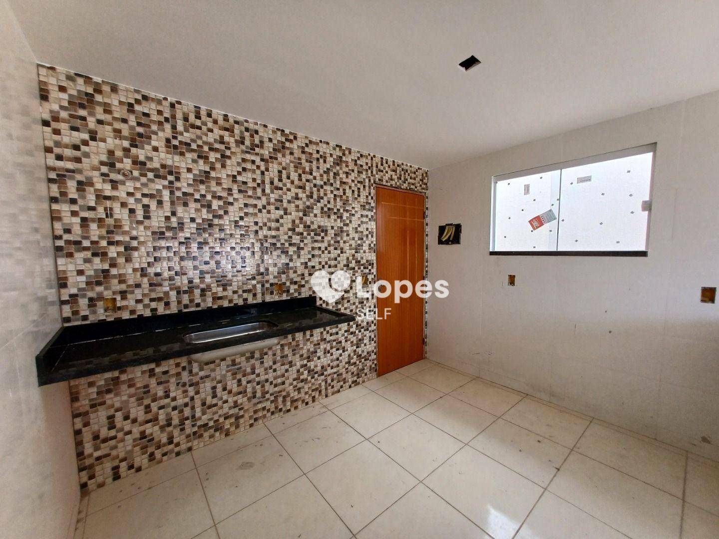 Casa à venda com 2 quartos, 100m² - Foto 8