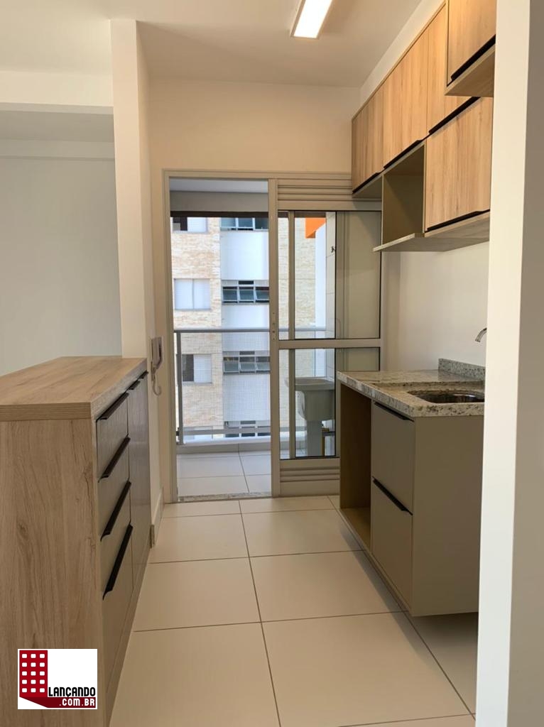 Apartamento à venda com 2 quartos, 69m² - Foto 4