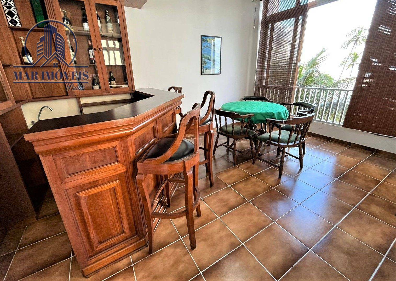 Apartamento à venda com 4 quartos, 200m² - Foto 6