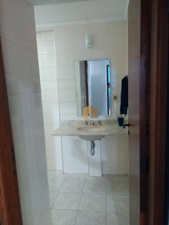 Apartamento à venda com 2 quartos, 80m² - Foto 12