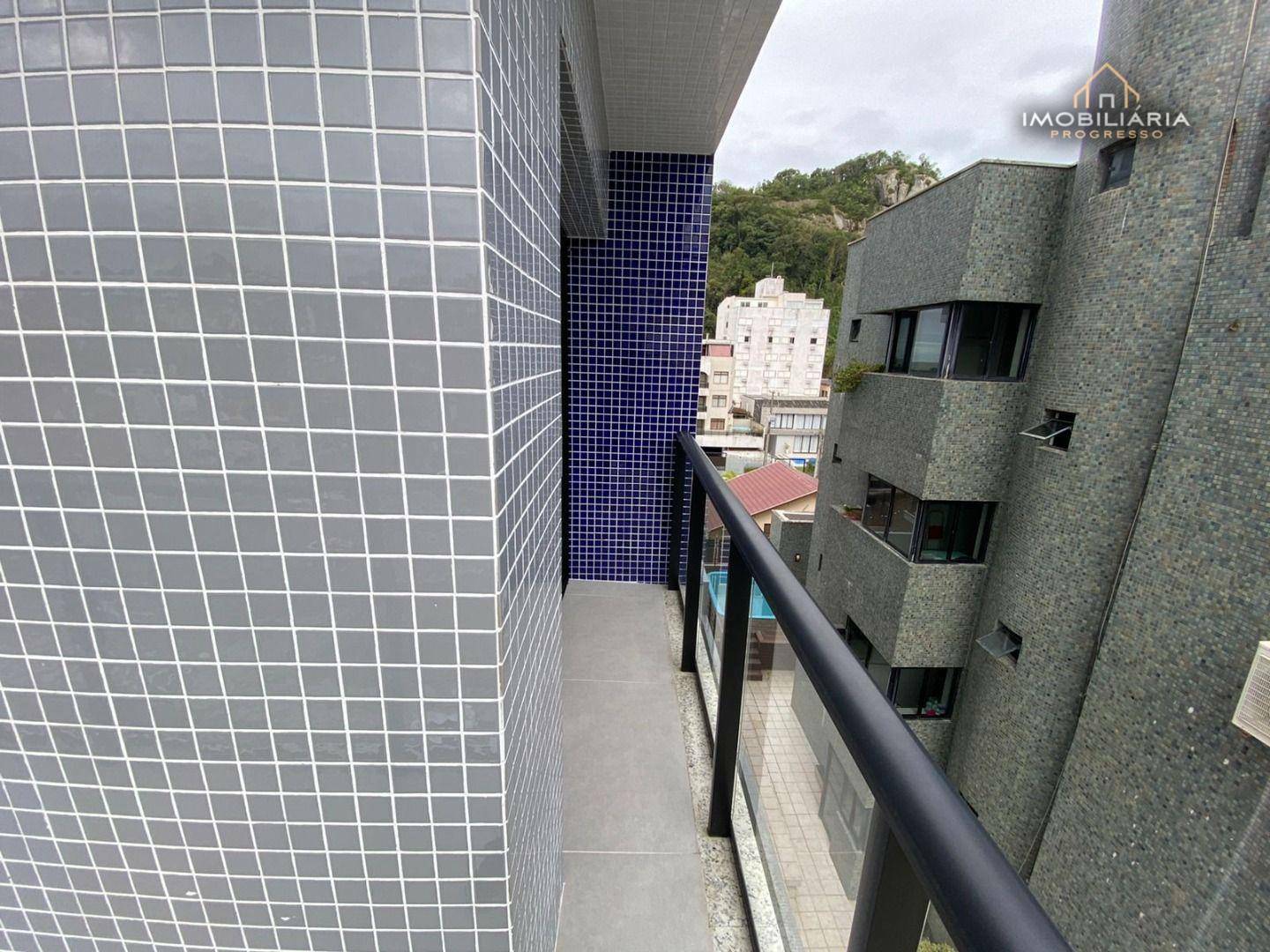 Apartamento à venda com 3 quartos, 136m² - Foto 15