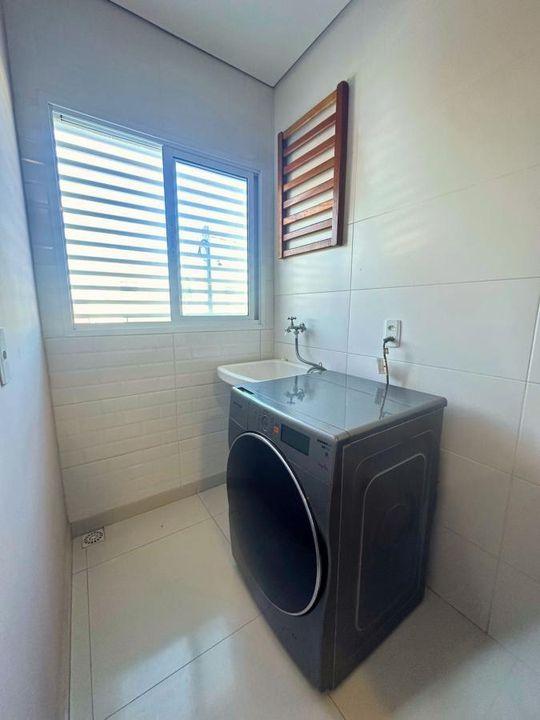 Apartamento à venda com 2 quartos, 56m² - Foto 11