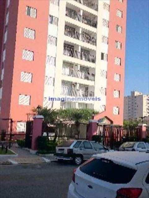 Apartamento à venda com 2 quartos, 70m² - Foto 11