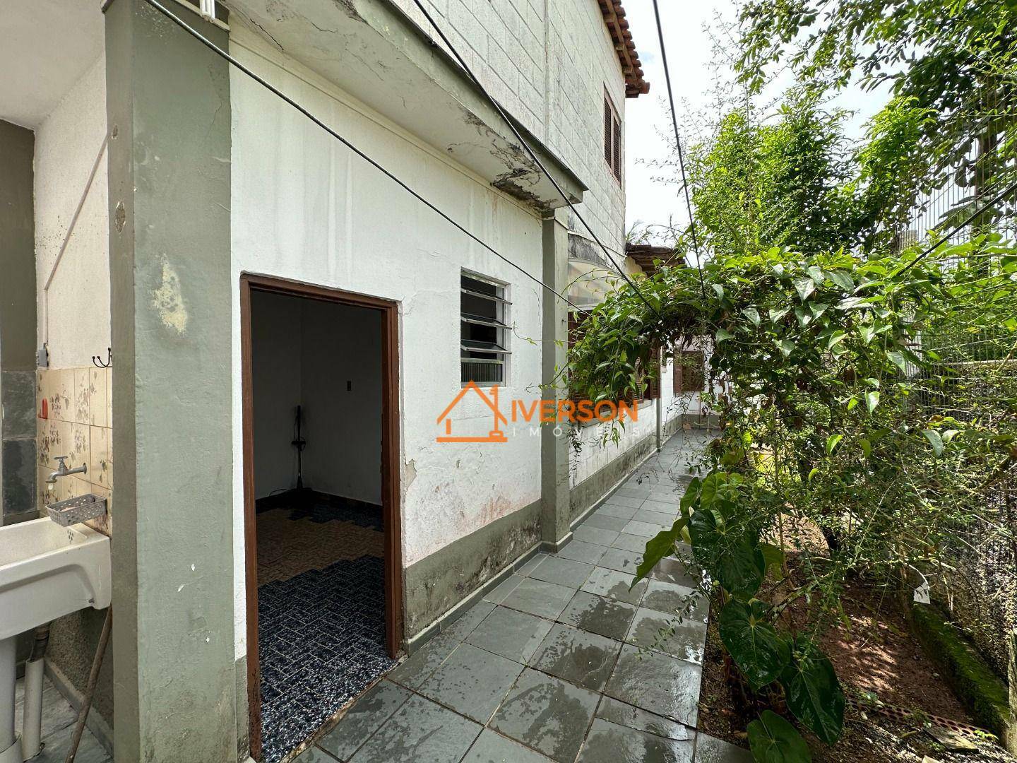 Casa à venda com 3 quartos, 180m² - Foto 18