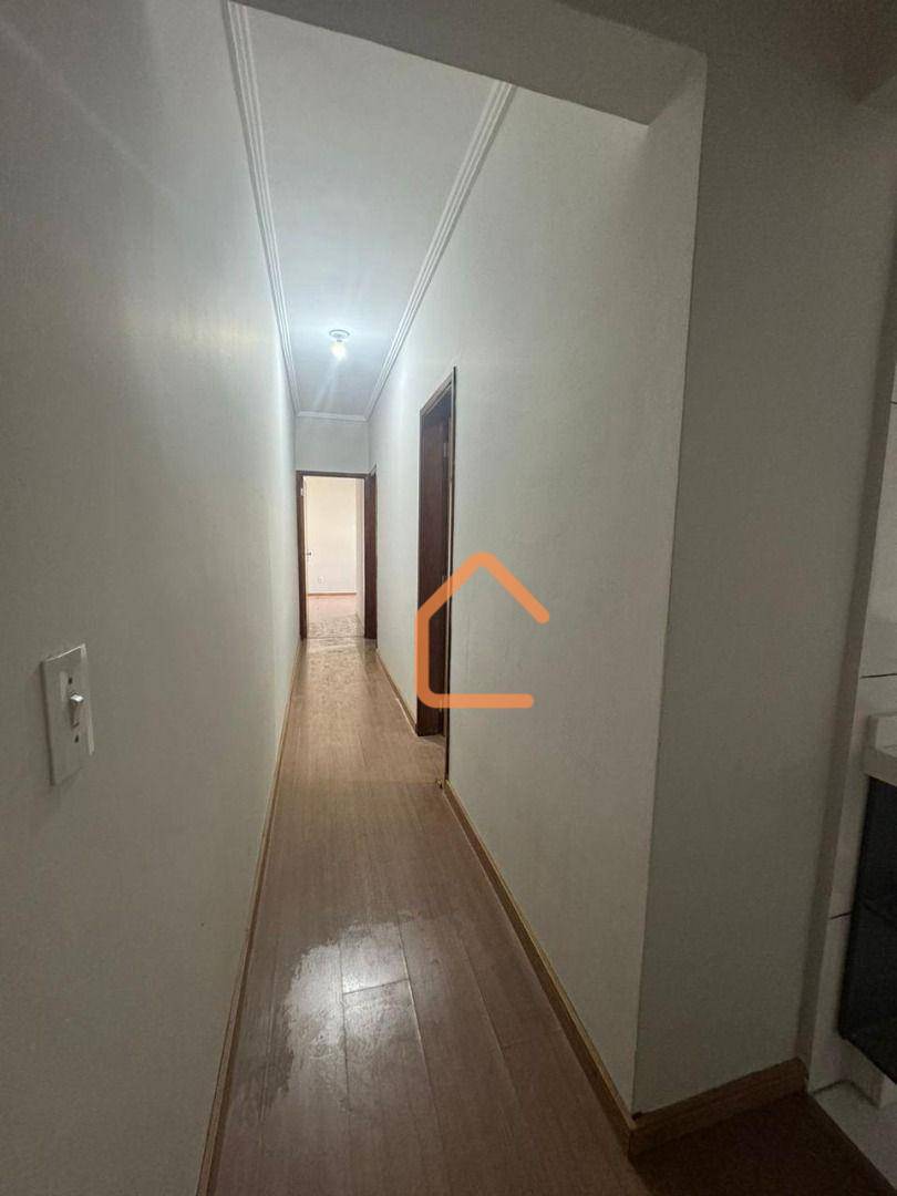 Apartamento à venda com 2 quartos, 75m² - Foto 8