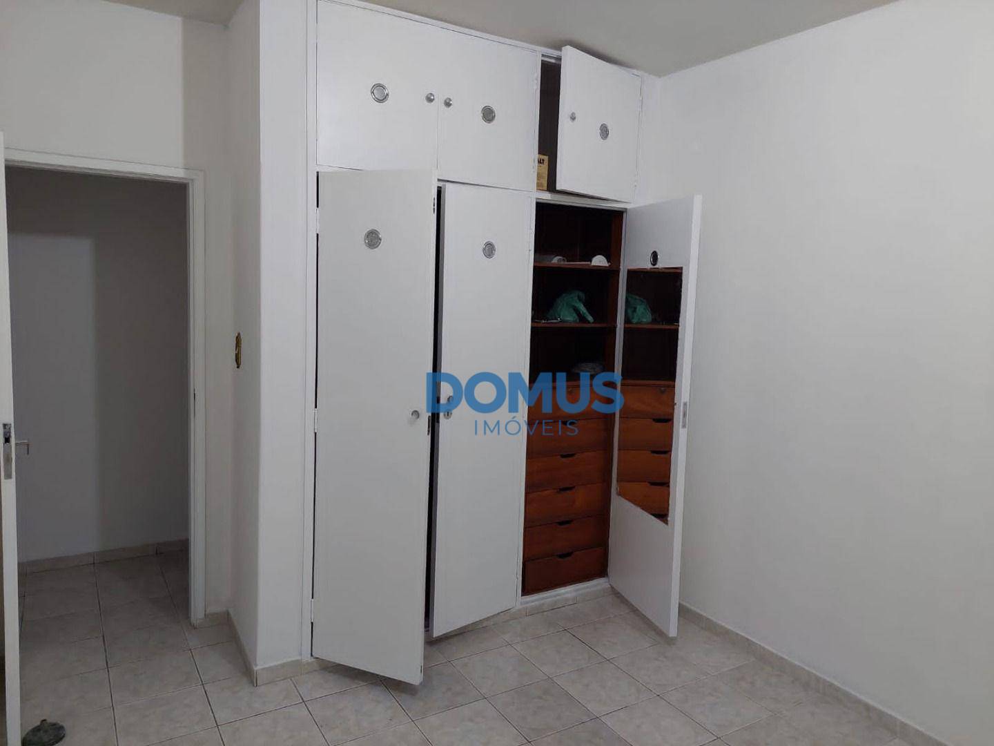 Apartamento à venda com 2 quartos, 95m² - Foto 9