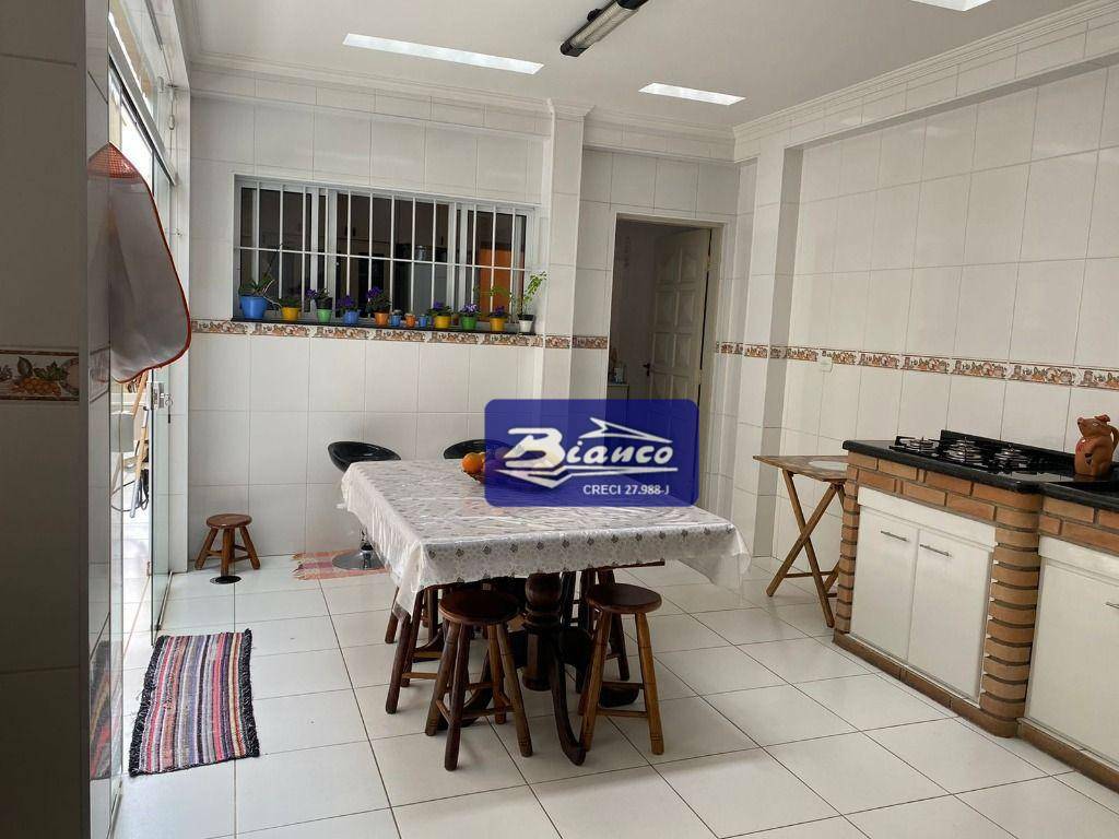 Sobrado à venda com 3 quartos, 178m² - Foto 5