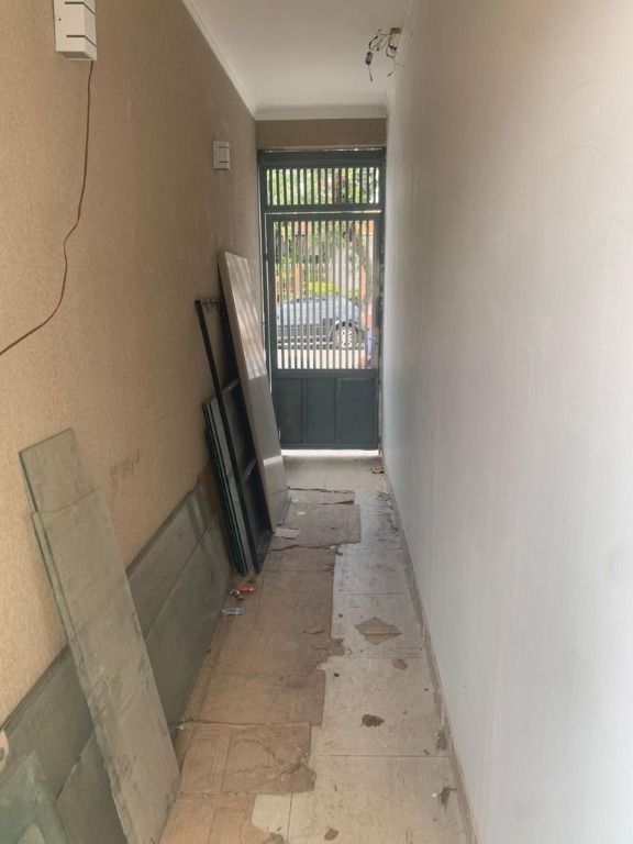 Sobrado à venda com 2 quartos, 380m² - Foto 32