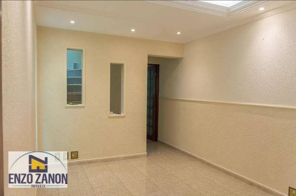 Sobrado à venda e aluguel com 3 quartos, 250m² - Foto 4