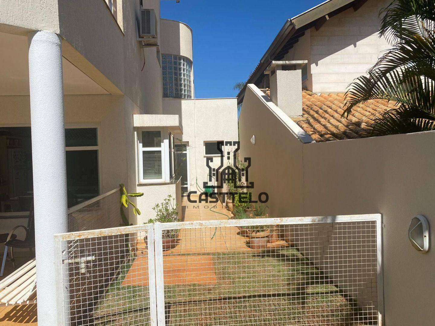 Sobrado à venda com 4 quartos, 410m² - Foto 12