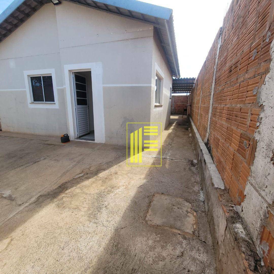 Casa para alugar com 2 quartos, 70m² - Foto 4