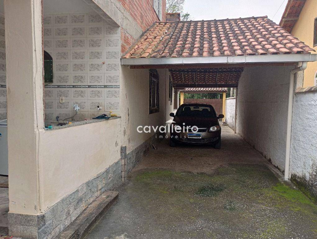 Casa à venda com 5 quartos, 220m² - Foto 57