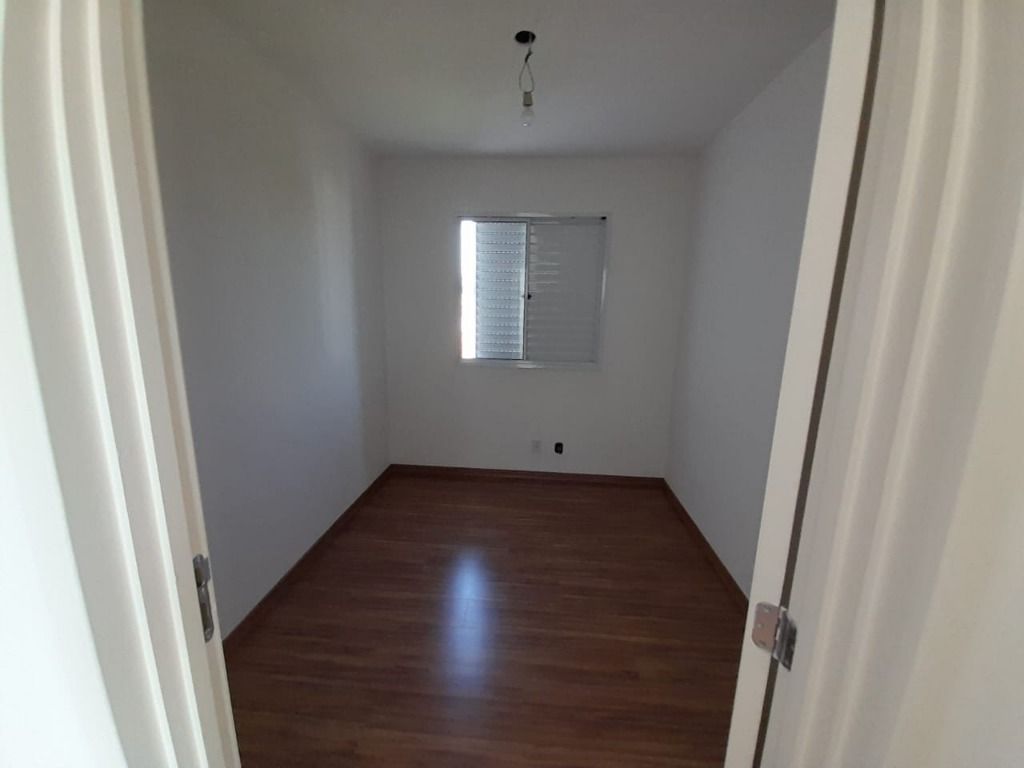 Apartamento à venda com 2 quartos, 55m² - Foto 17