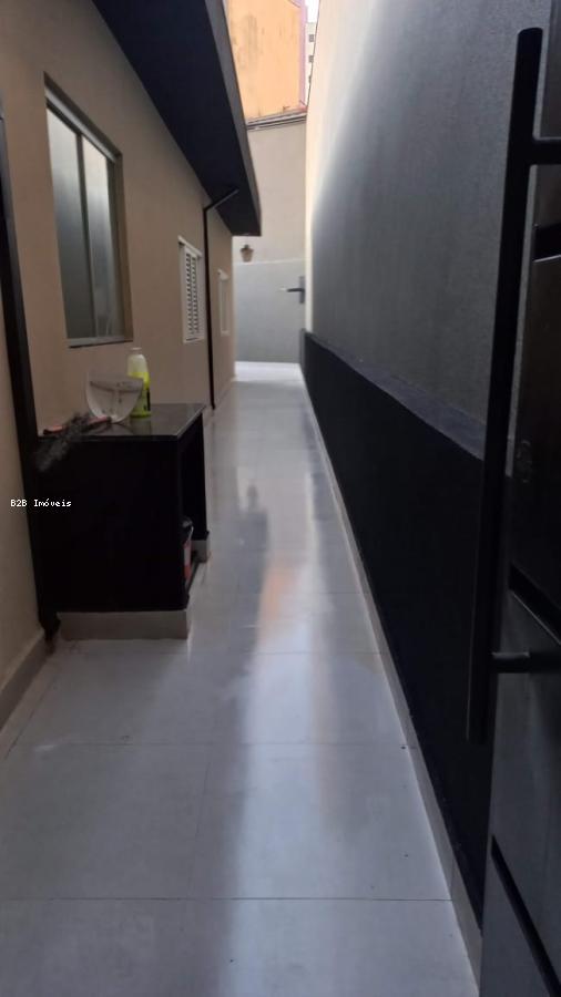 Casa à venda com 3 quartos, 250m² - Foto 41