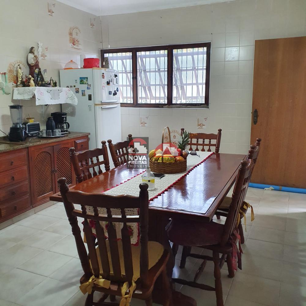 Sobrado à venda com 4 quartos, 294m² - Foto 11