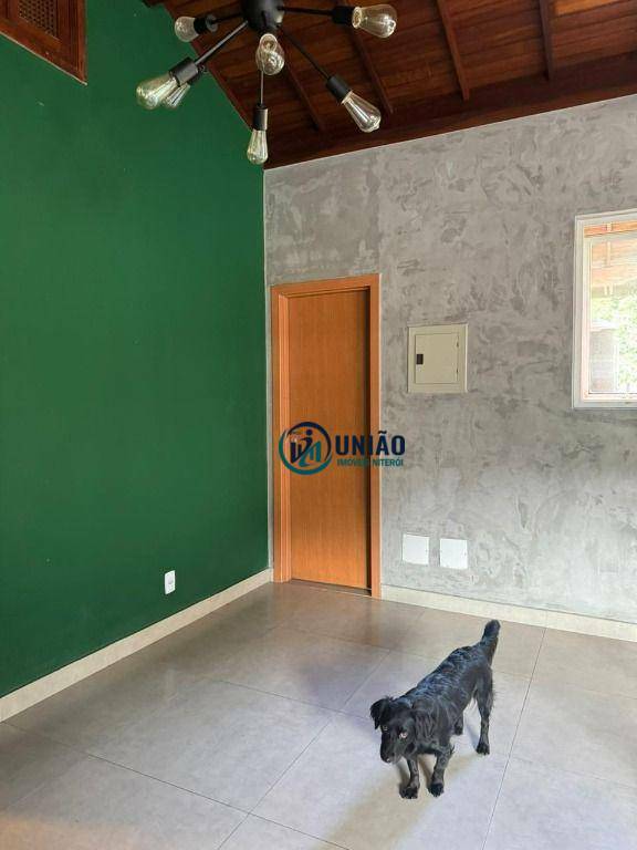 Casa à venda com 4 quartos, 1000m² - Foto 45