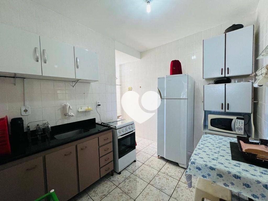 Apartamento à venda com 2 quartos, 72m² - Foto 6