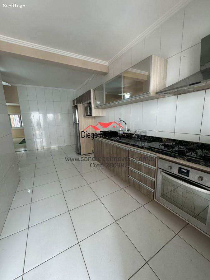 Sobrado, 4 quartos, 180 m² - Foto 2