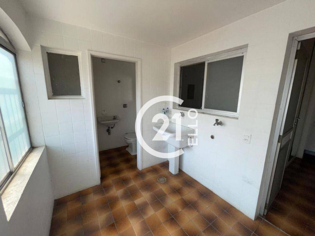 Apartamento à venda com 3 quartos, 123m² - Foto 12