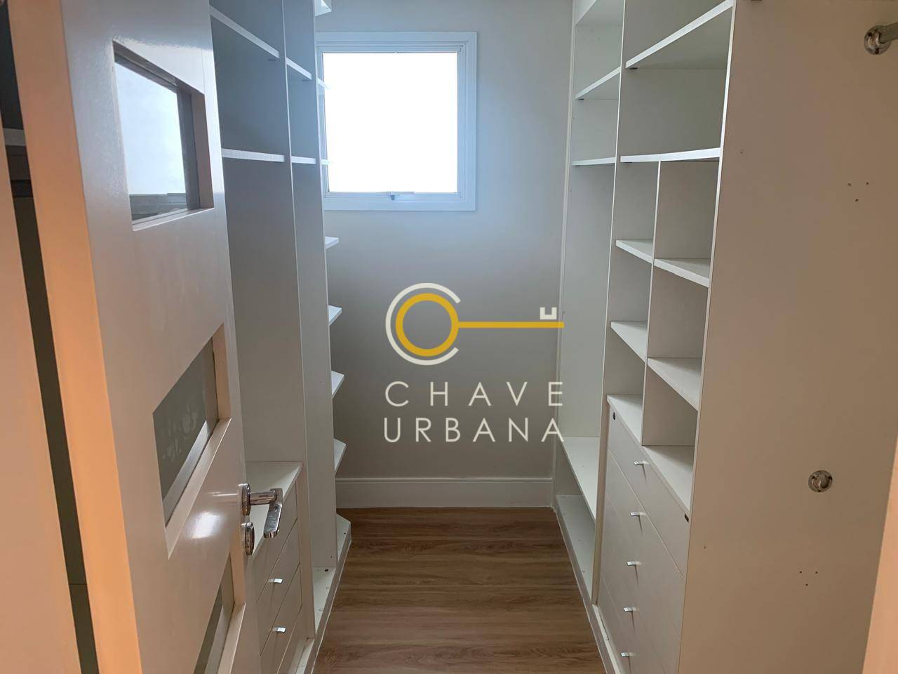 Apartamento à venda com 3 quartos, 159m² - Foto 17