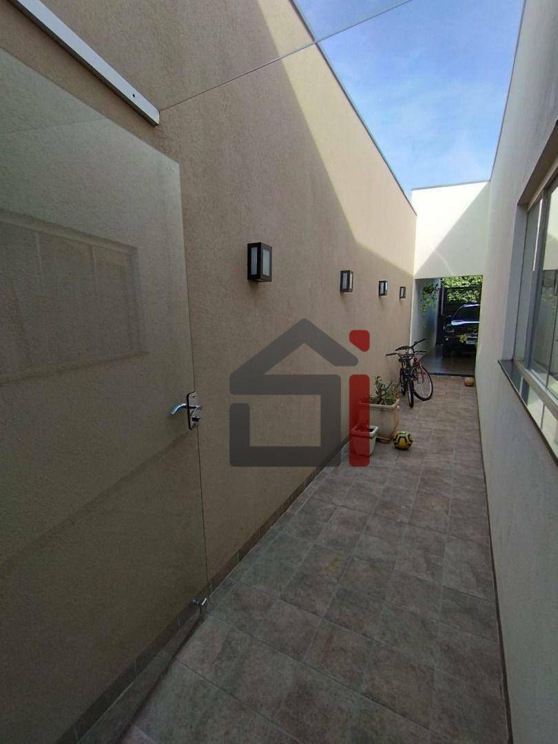 Casa à venda com 3 quartos, 195m² - Foto 20