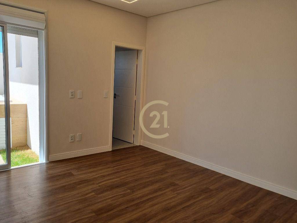 Casa de Condomínio à venda com 3 quartos, 196m² - Foto 10