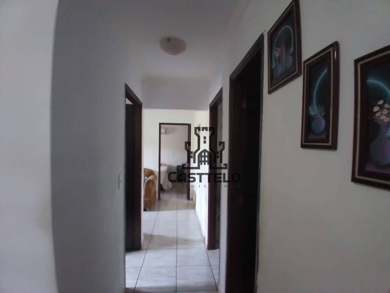 Casa à venda com 4 quartos, 180m² - Foto 13