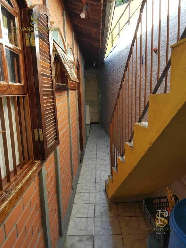 Casa à venda com 3 quartos, 300m² - Foto 19