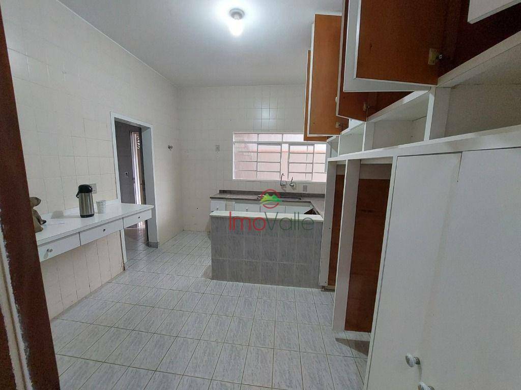 Casa de Condomínio à venda com 3 quartos, 280m² - Foto 12