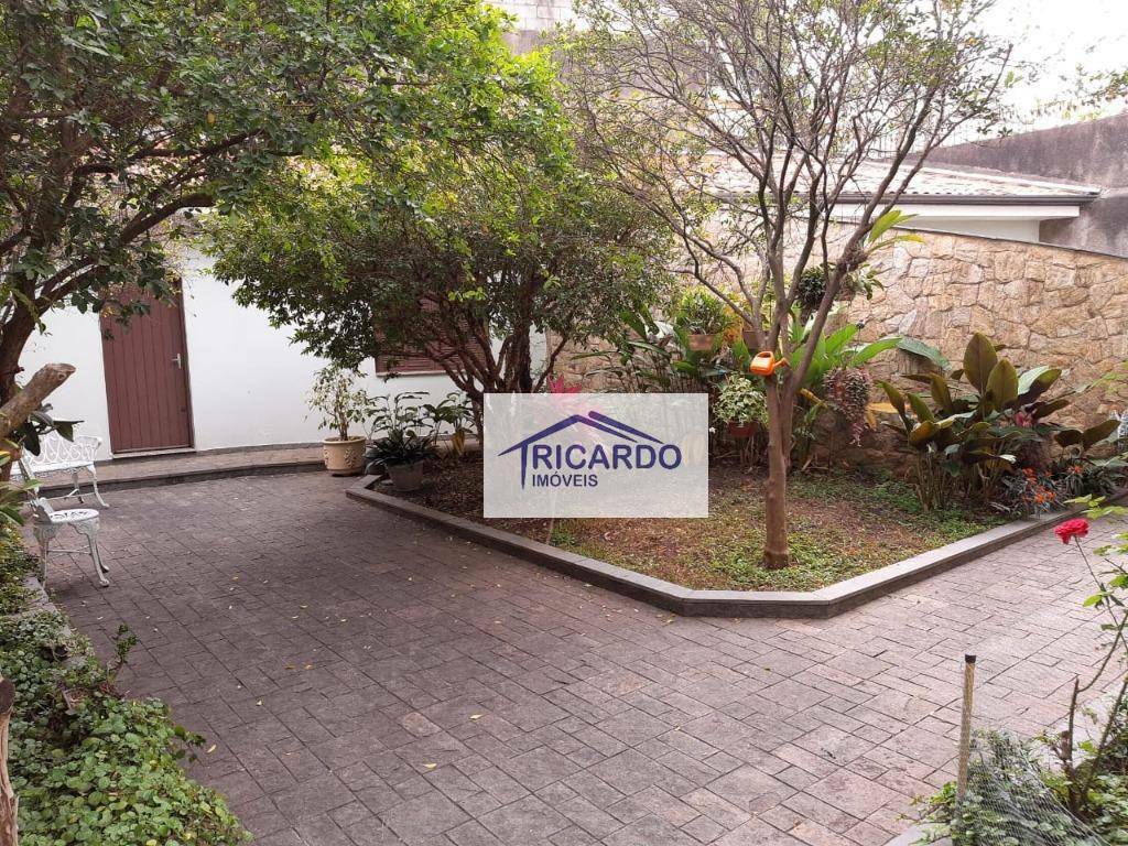 Casa, 4 quartos, 430 m² - Foto 1