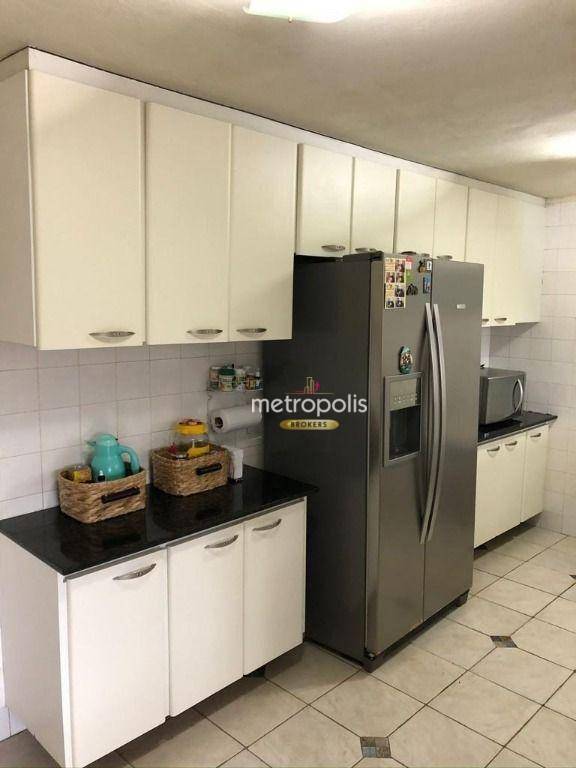 Casa de Condomínio à venda com 3 quartos, 330m² - Foto 4