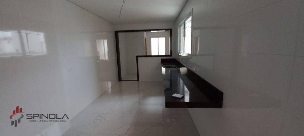 Apartamento à venda com 4 quartos, 153m² - Foto 13