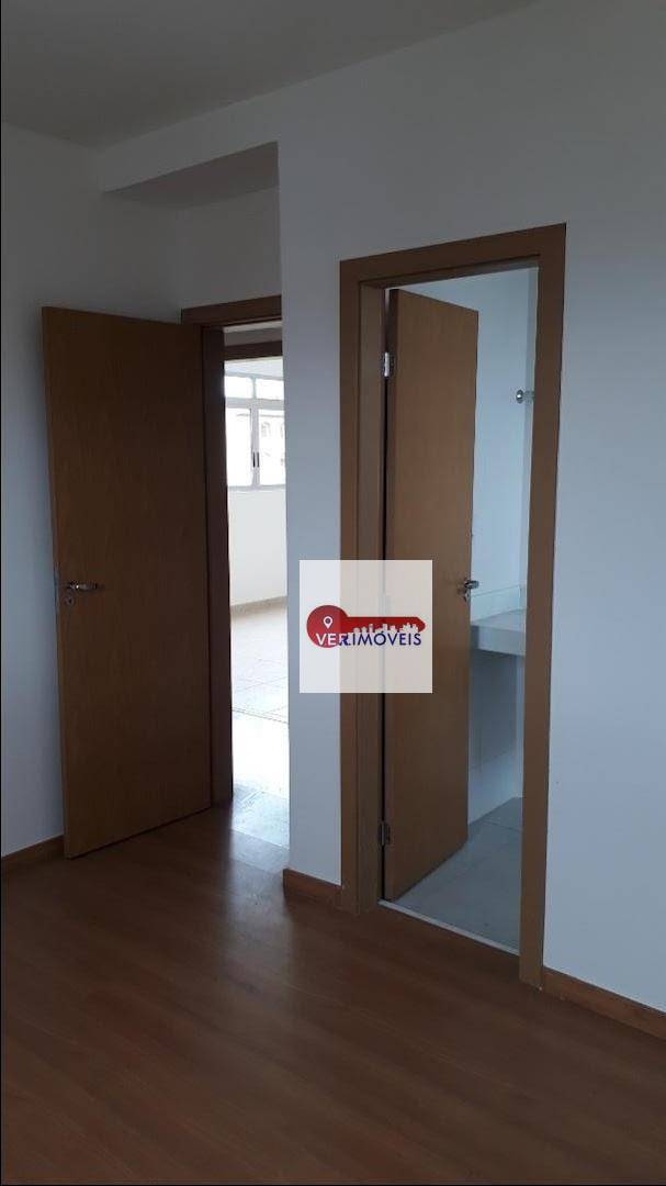 Apartamento à venda com 3 quartos, 80m² - Foto 17