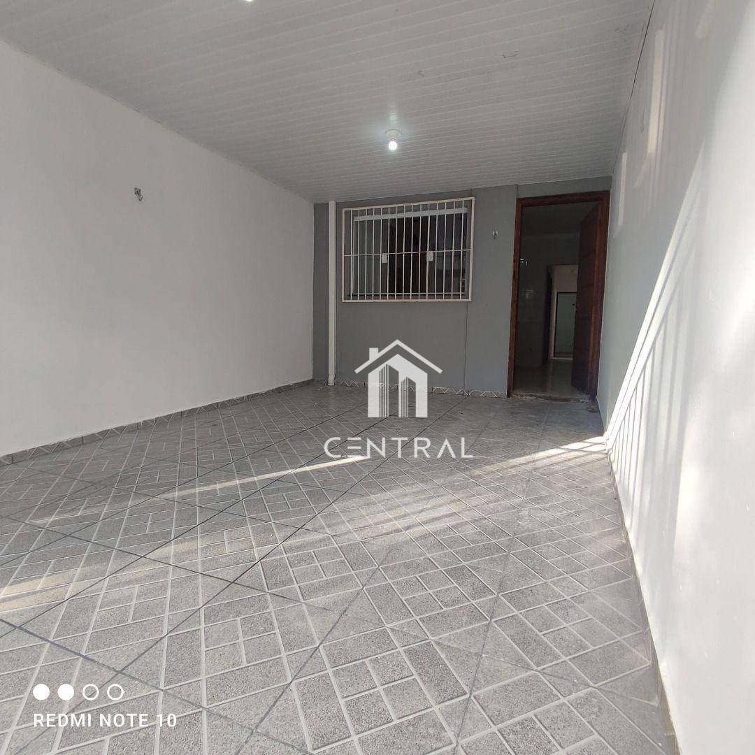Casa à venda com 2 quartos, 75m² - Foto 4