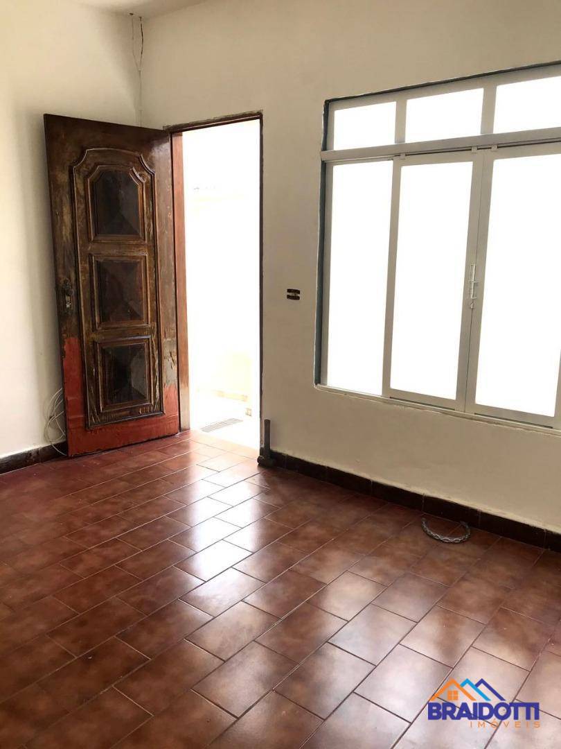 Casa à venda com 2 quartos, 110m² - Foto 10