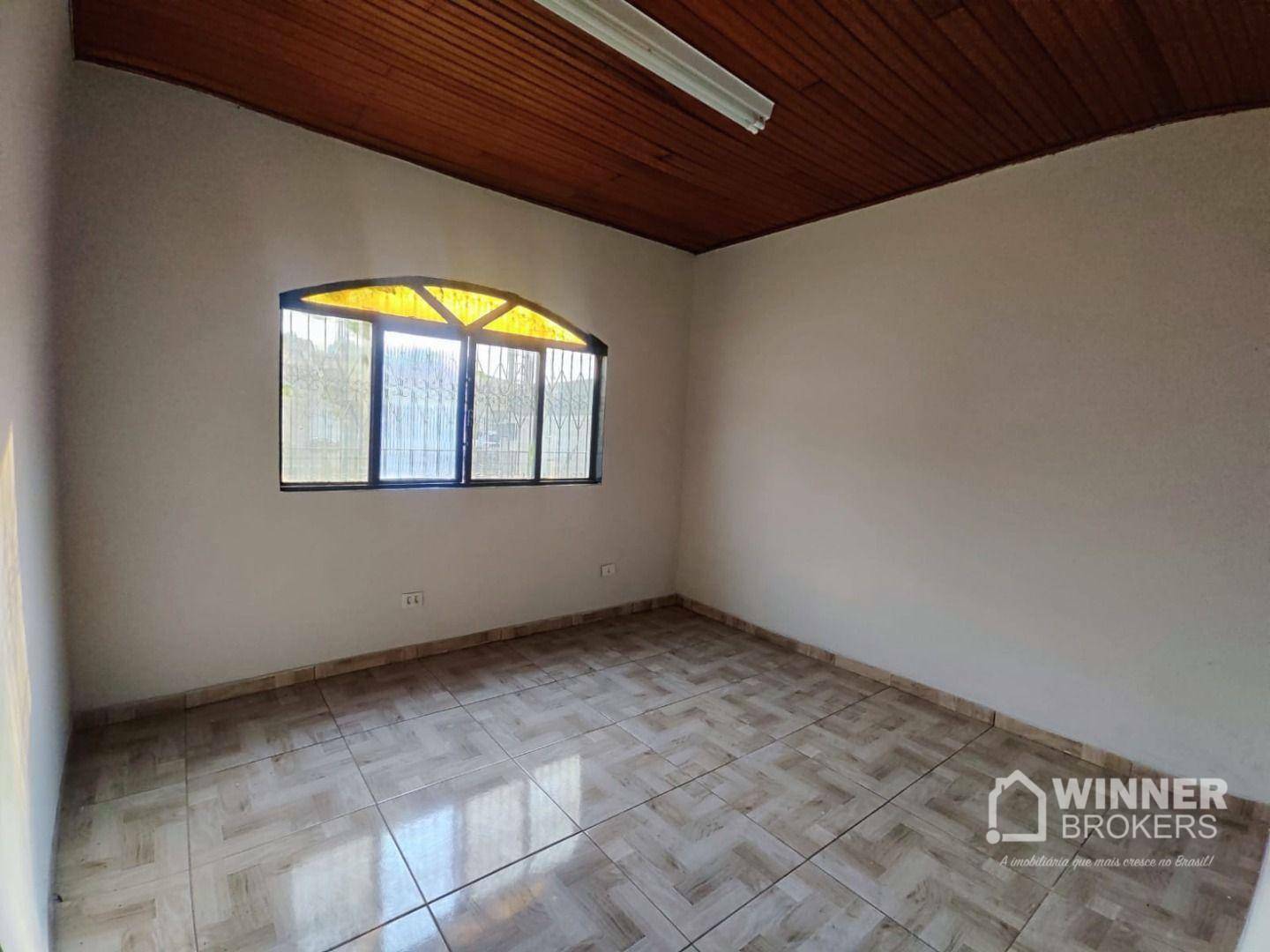 Casa para alugar com 4 quartos, 180m² - Foto 6