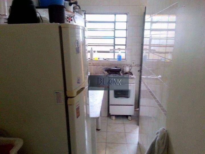 Casa à venda e aluguel com 1 quarto, 180m² - Foto 7