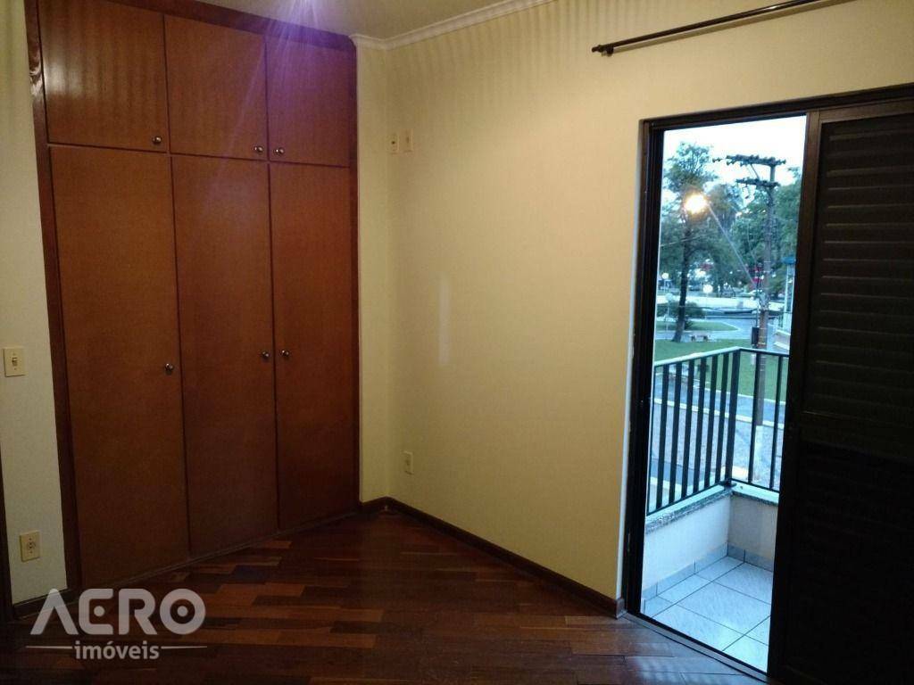 Apartamento à venda com 3 quartos, 122m² - Foto 6