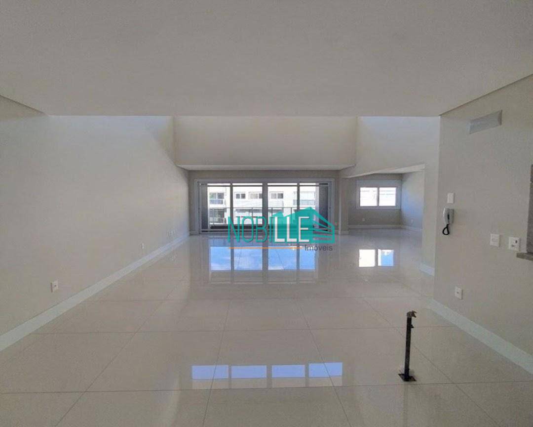 Apartamento à venda com 5 quartos, 306m² - Foto 3