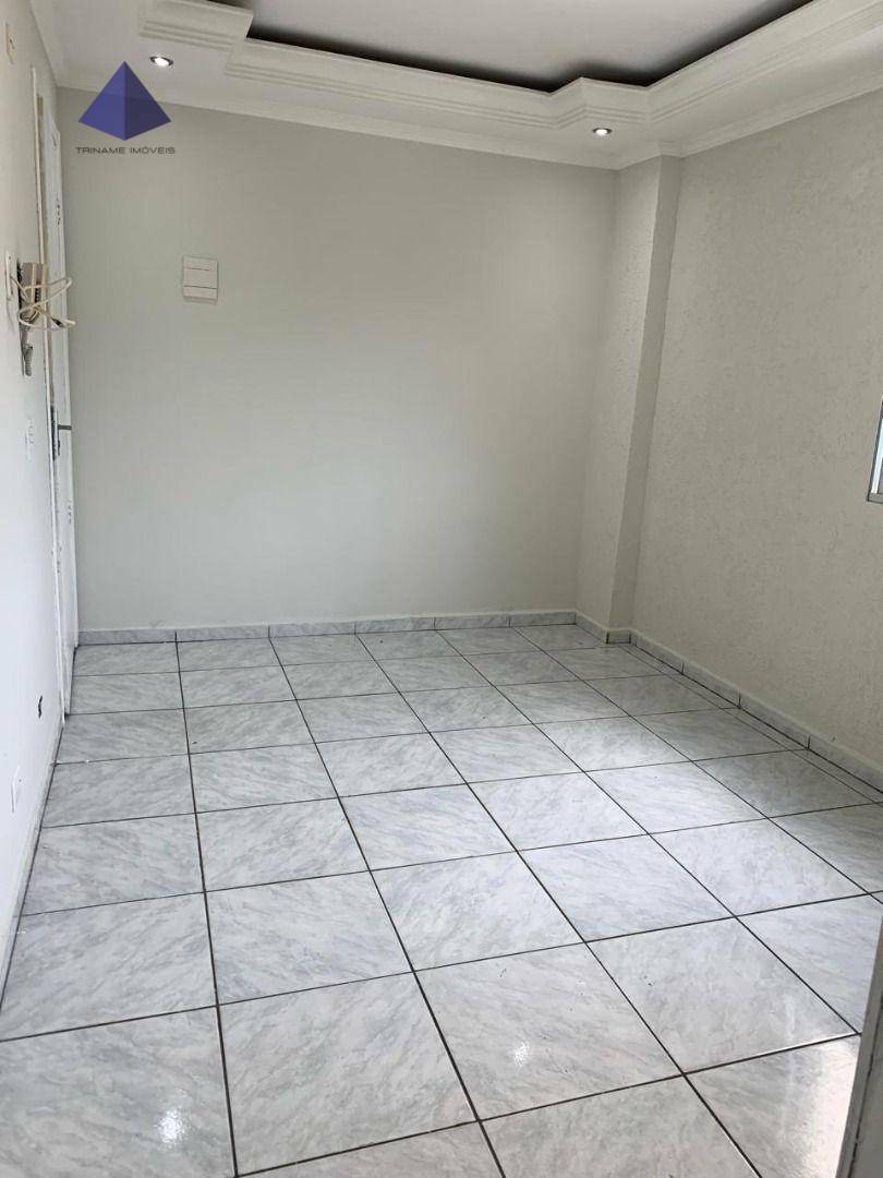 Apartamento à venda com 1 quarto, 40m² - Foto 2