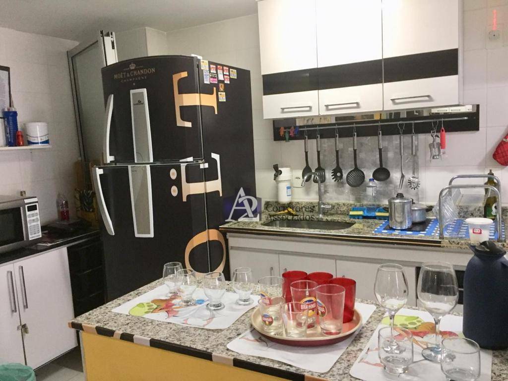 Apartamento à venda com 2 quartos, 74m² - Foto 19