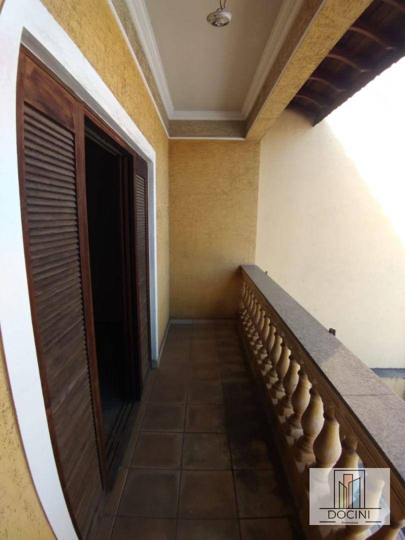 Sobrado à venda com 4 quartos, 260M2 - Foto 17